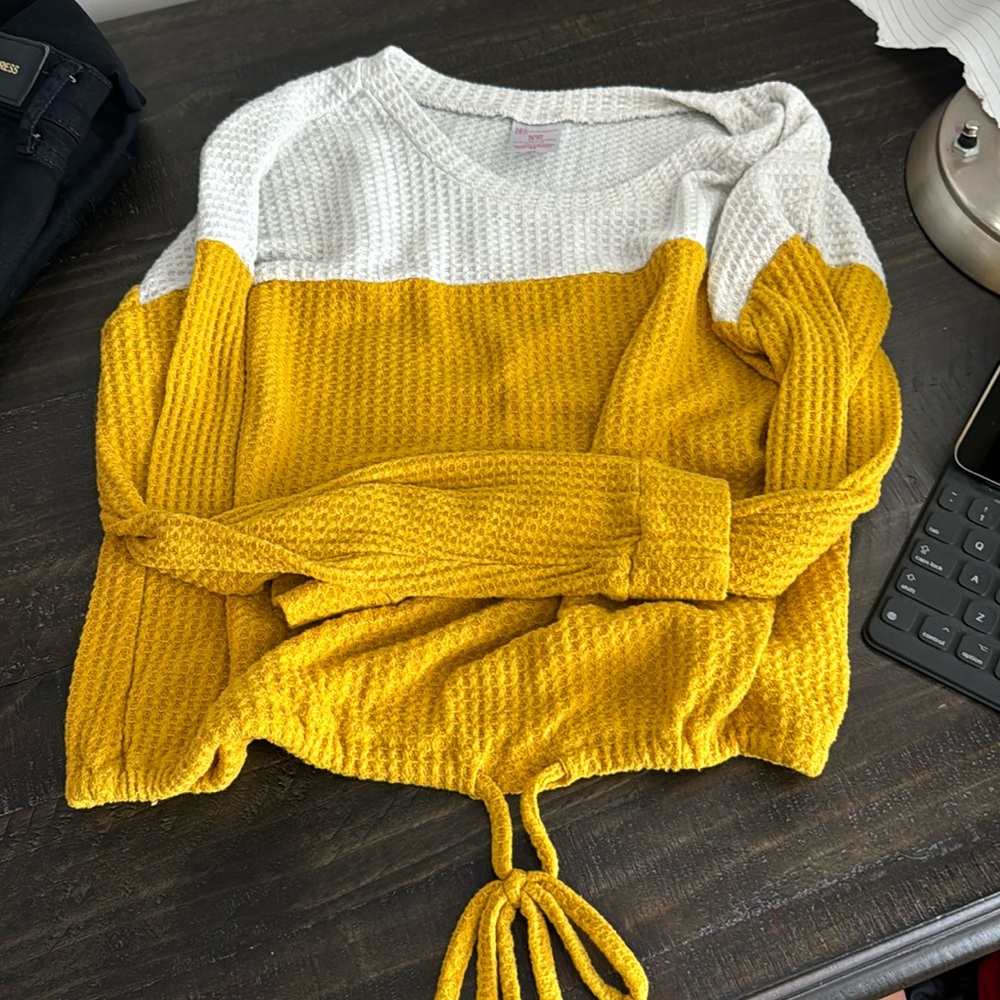 No boundaries sweater